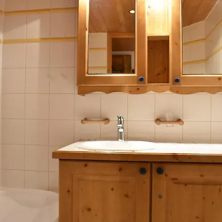 Lägenhet Cosy Avec Piscine, 3 Pieces Pour 6 Personnes A Village, Proche Des Pistes - Fr-1-180-201 *